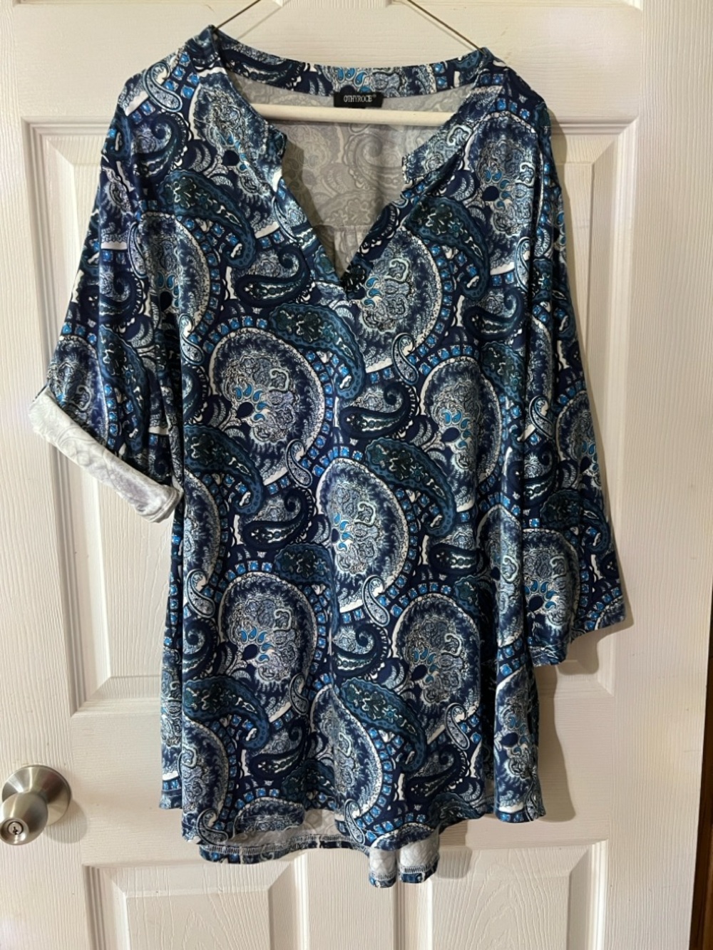 Othroce crown & ivy Navy and Light Blue Paisley V-Neck Tunic 4X